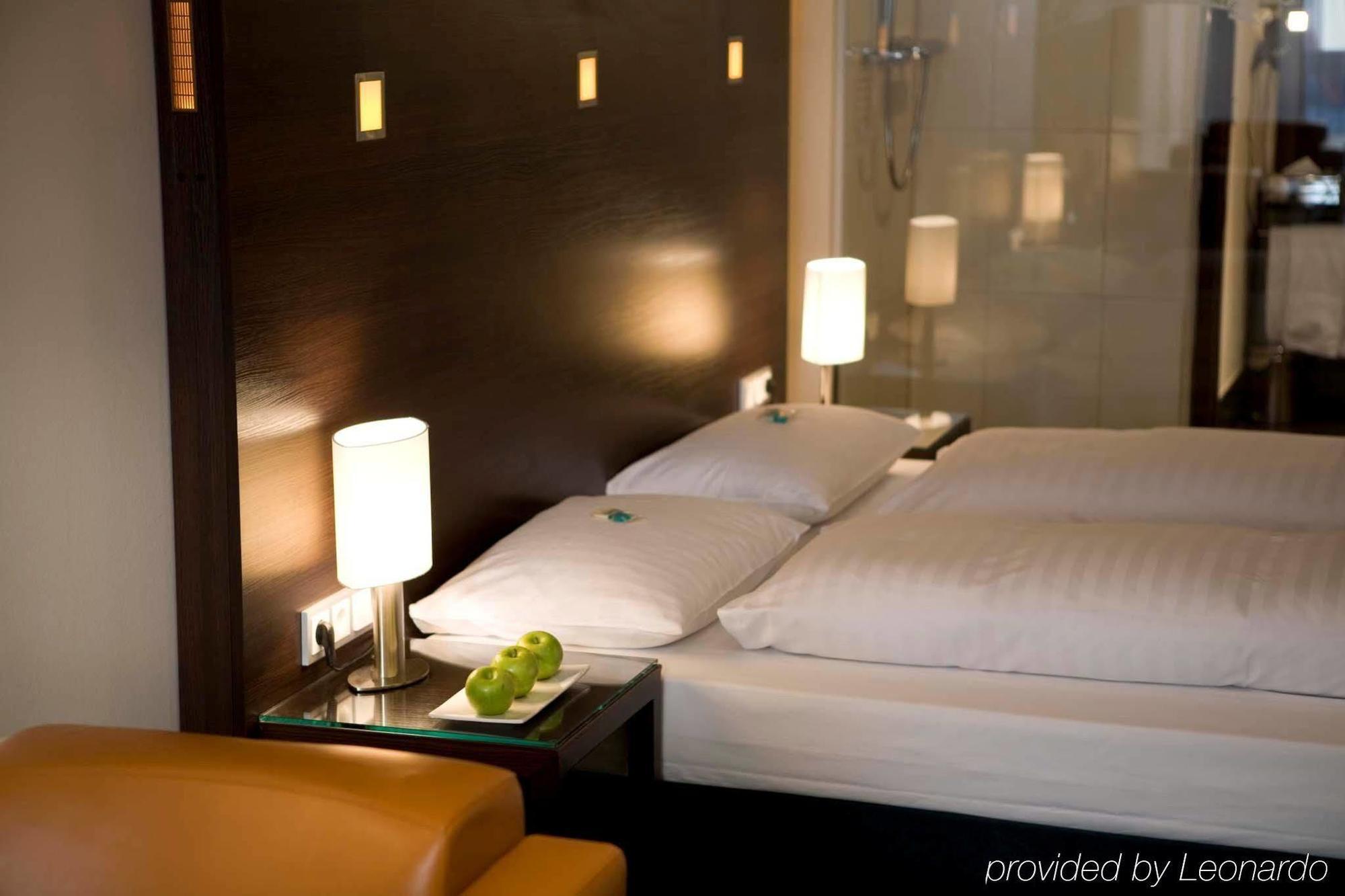 Flemings Hotel Frankfurt Hamburger Allee 美因河畔法兰克福 客房 照片
